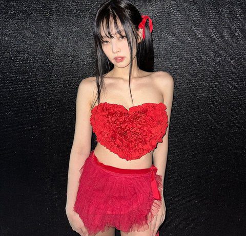 Blackpink Jennie Looks Best in Red After All